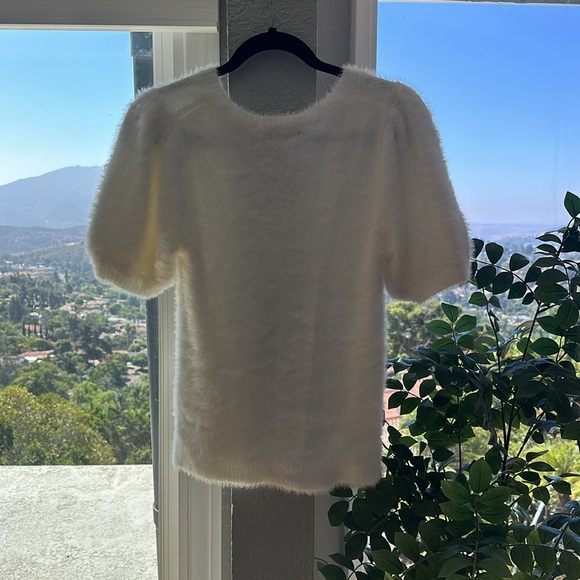 525 America Soft Fuzzy White Short Sleeve Sweater - Picture 9 of 16